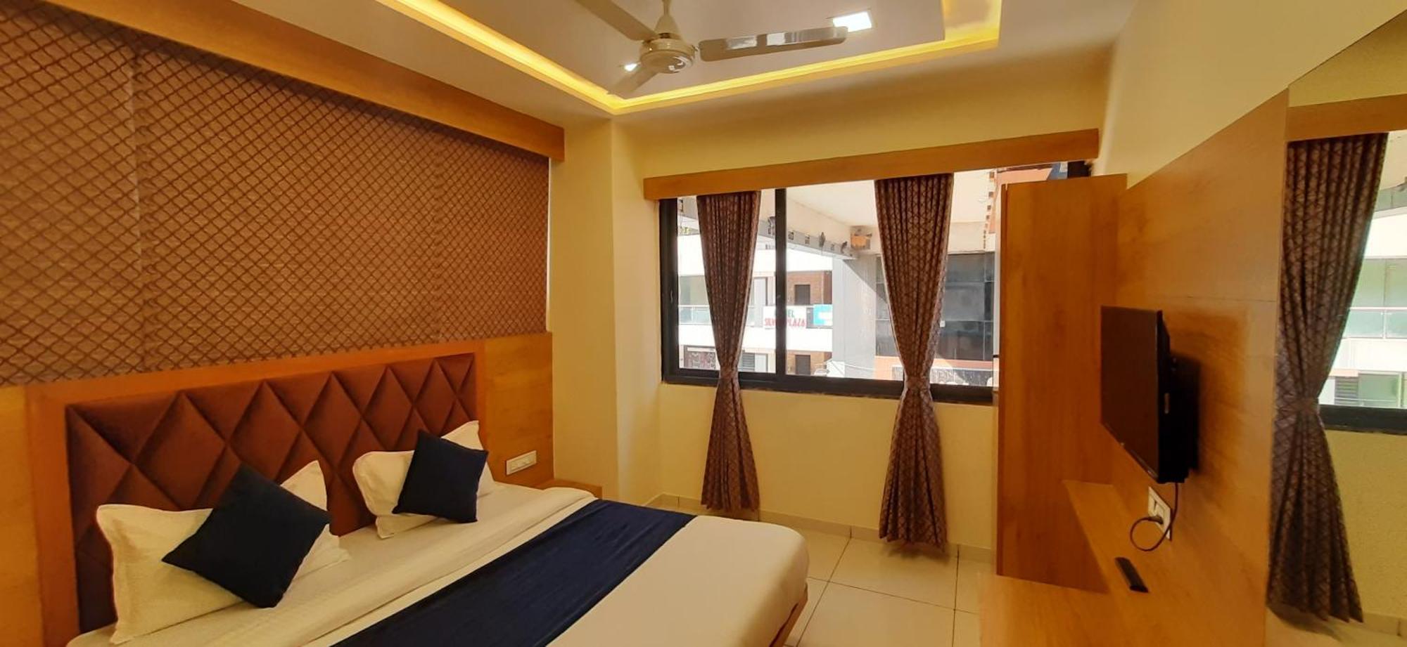 Hotel Suncity Ahmedabad Room photo